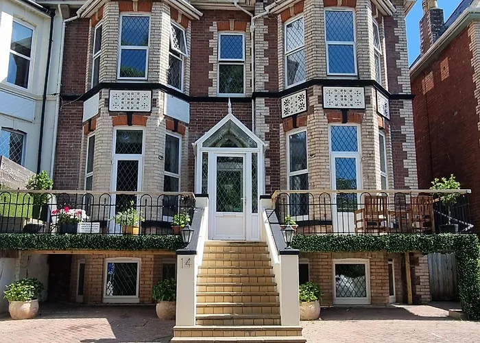 Rowcroft Lodge Guest House B&B